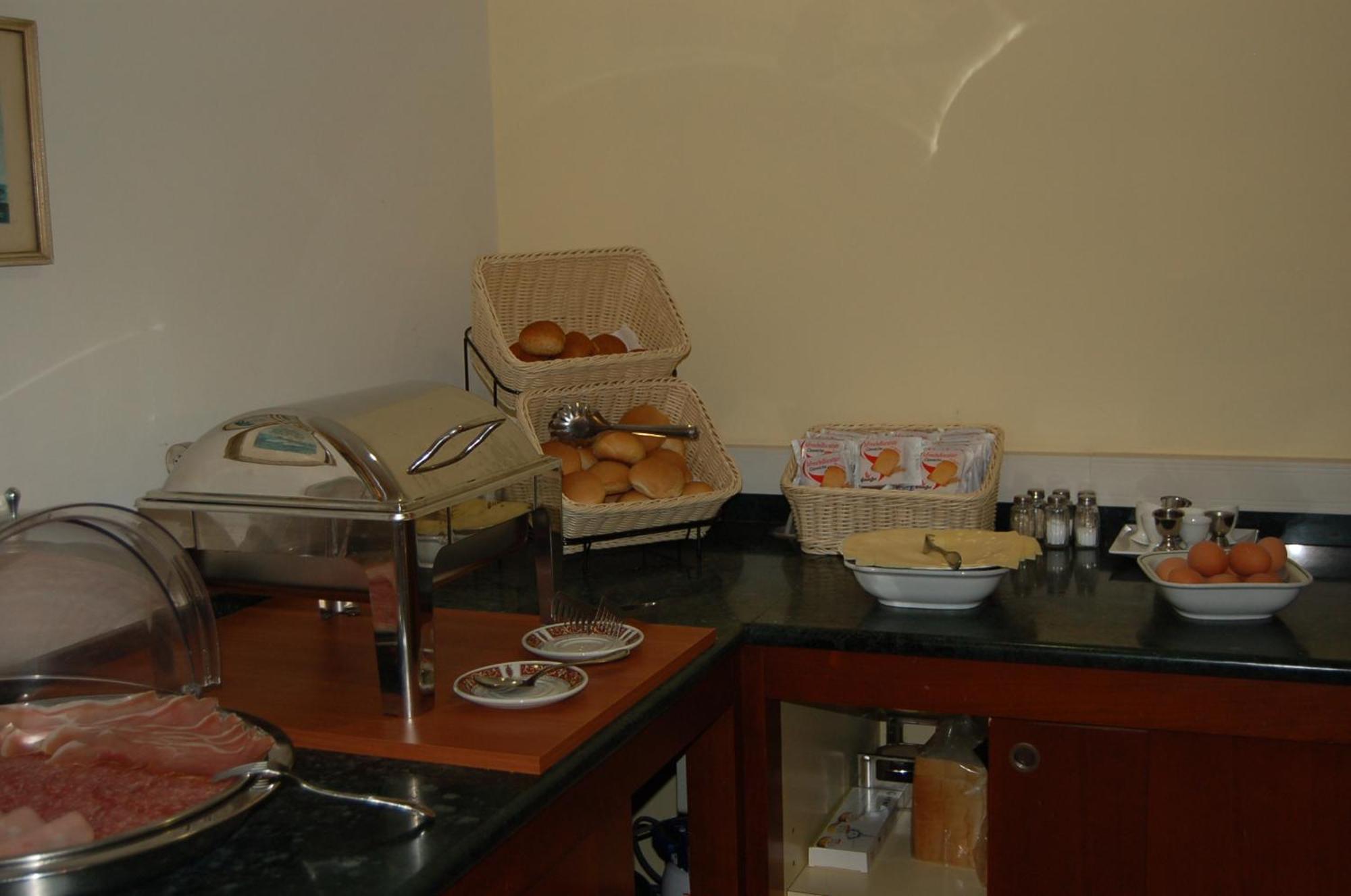 Hotel Brig Cattolica Ngoại thất bức ảnh