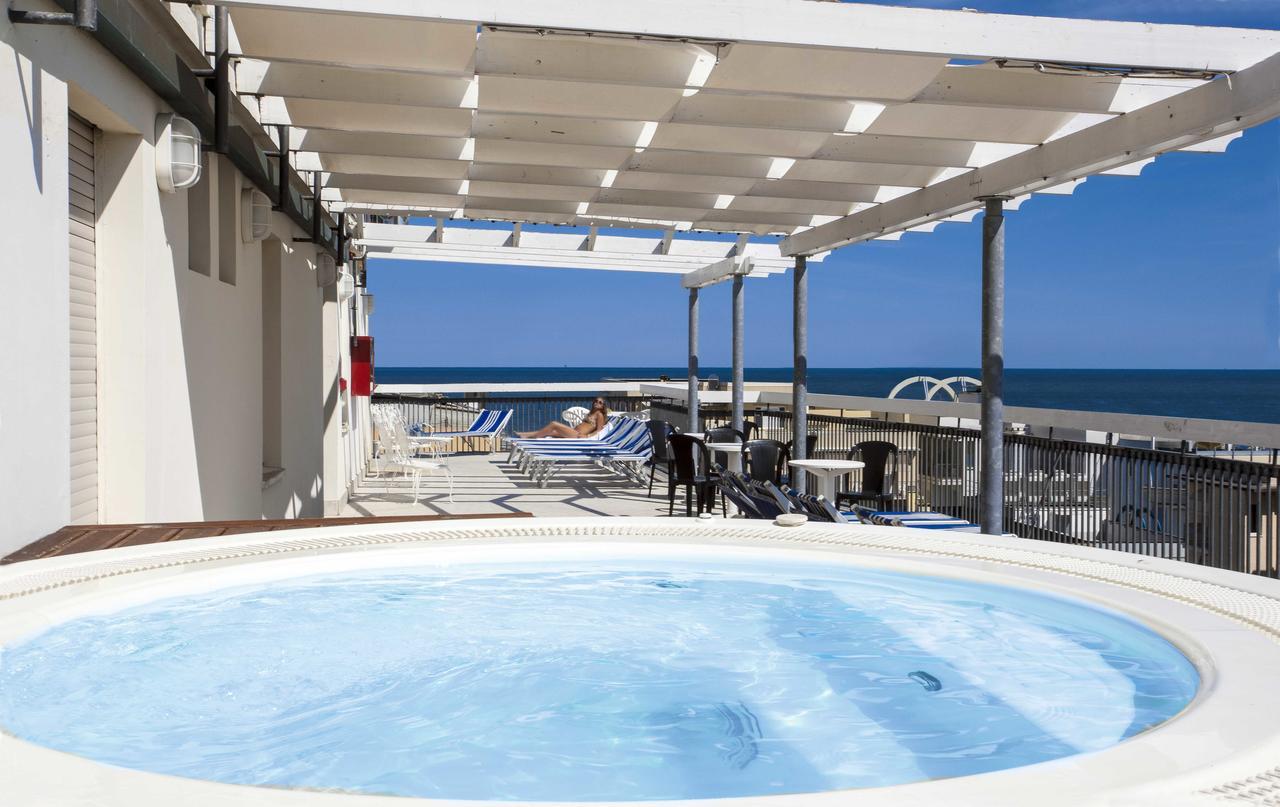 Hotel Brig Cattolica Ngoại thất bức ảnh
