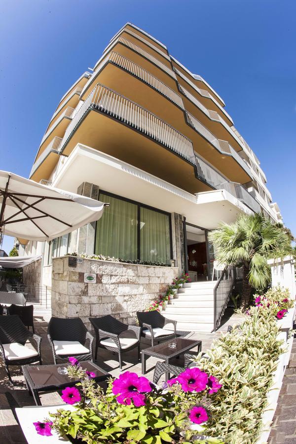 Hotel Brig Cattolica Ngoại thất bức ảnh